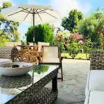 Σπίτι διακοπών Green, White & By Dimitrios Ballas In Kriopigi, Halkidiki, Greece Κρυοπηγή