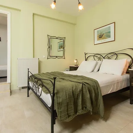 Dom wakacyjny Green, White & By Dimitrios Ballas In Kriopigi, Halkidiki, Greece