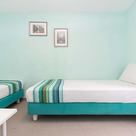 Green, White & By Dimitrios Ballas In Kriopigi, Halkidiki, Greece كريوبيجي